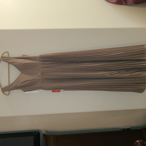 JJ'House NWOT Bridesmaid or prom dress size 8 taupe - Picture 3 of 10